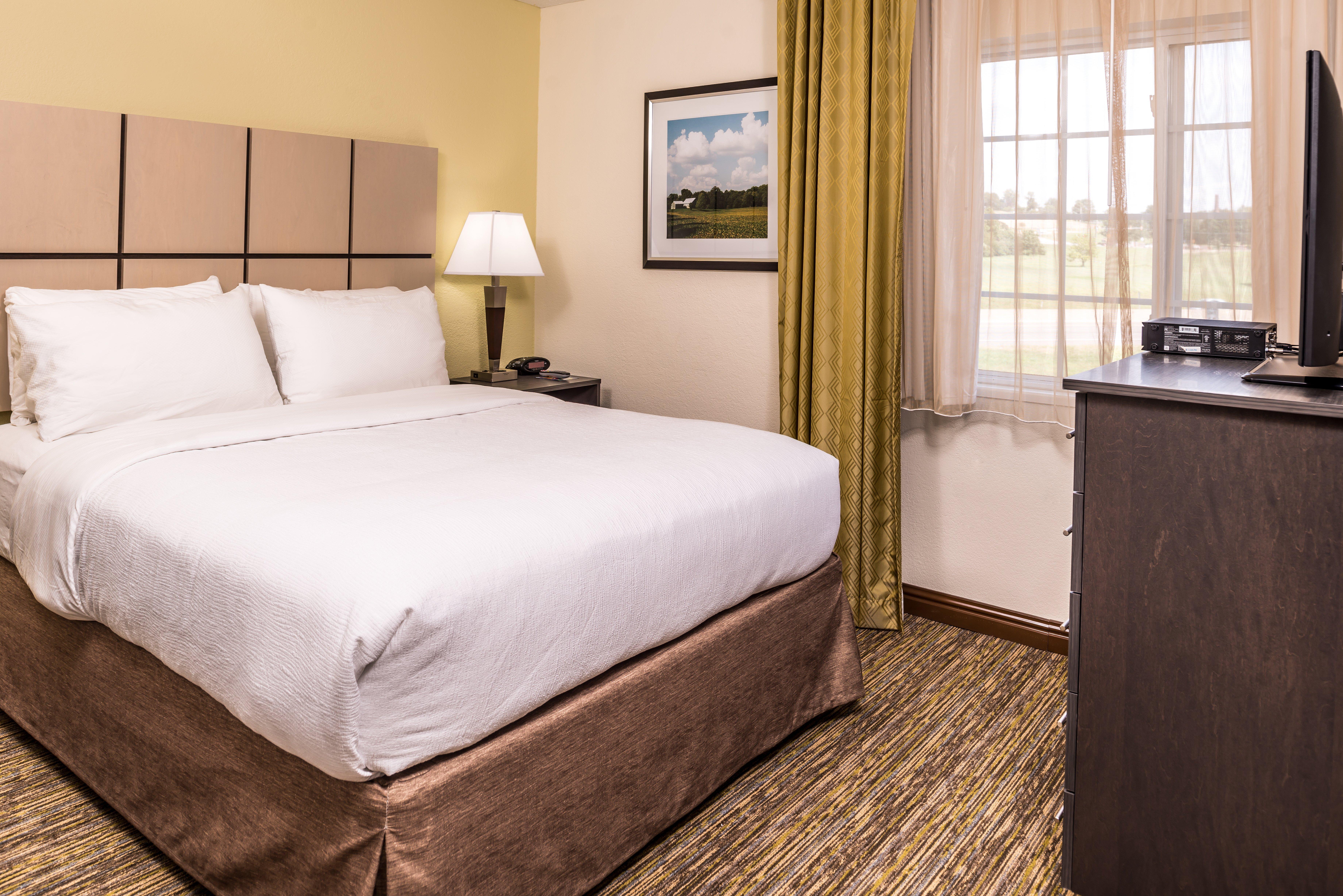 Candlewood Suites - Topeka West By Ihg מראה חיצוני תמונה