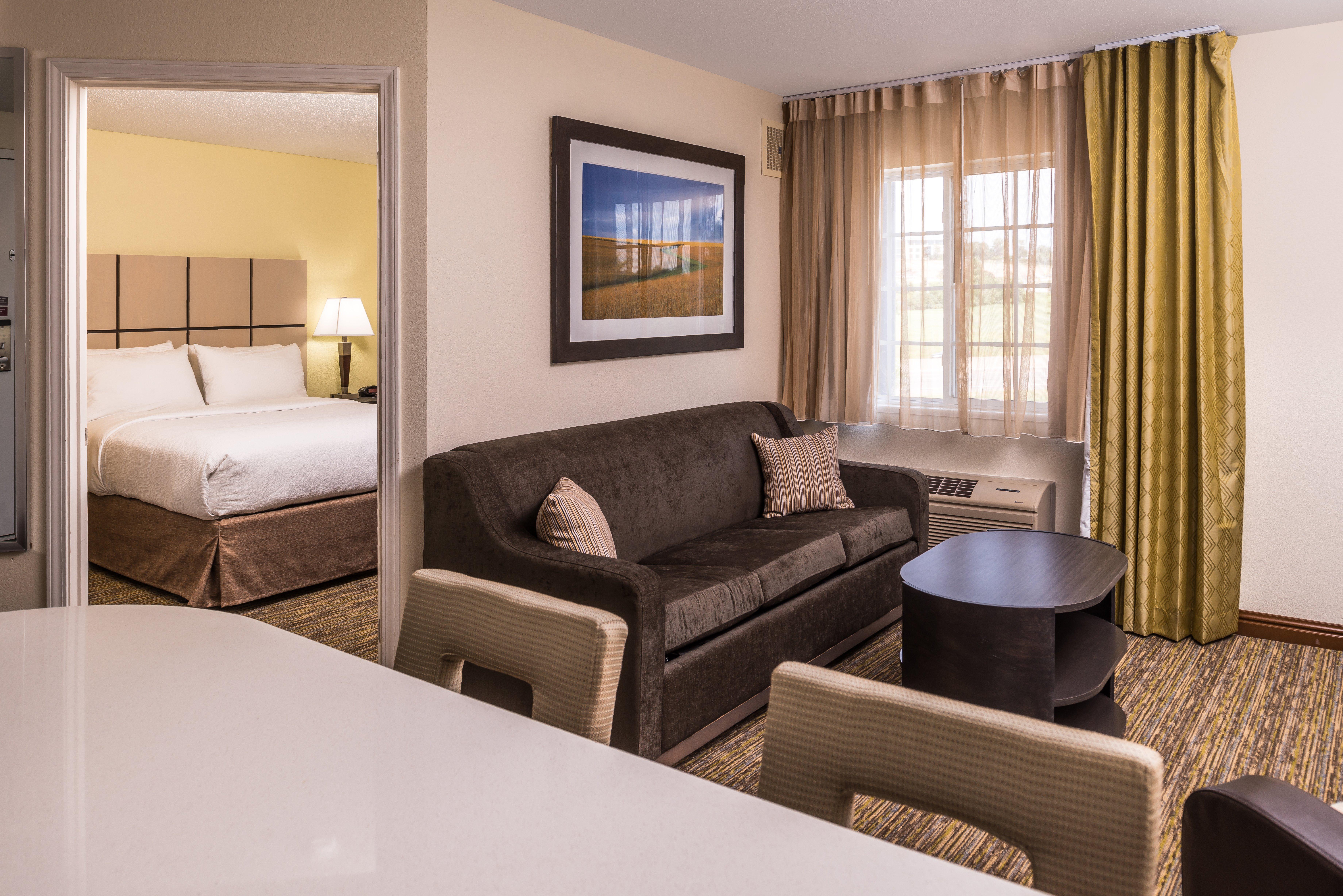 Candlewood Suites - Topeka West By Ihg מראה חיצוני תמונה