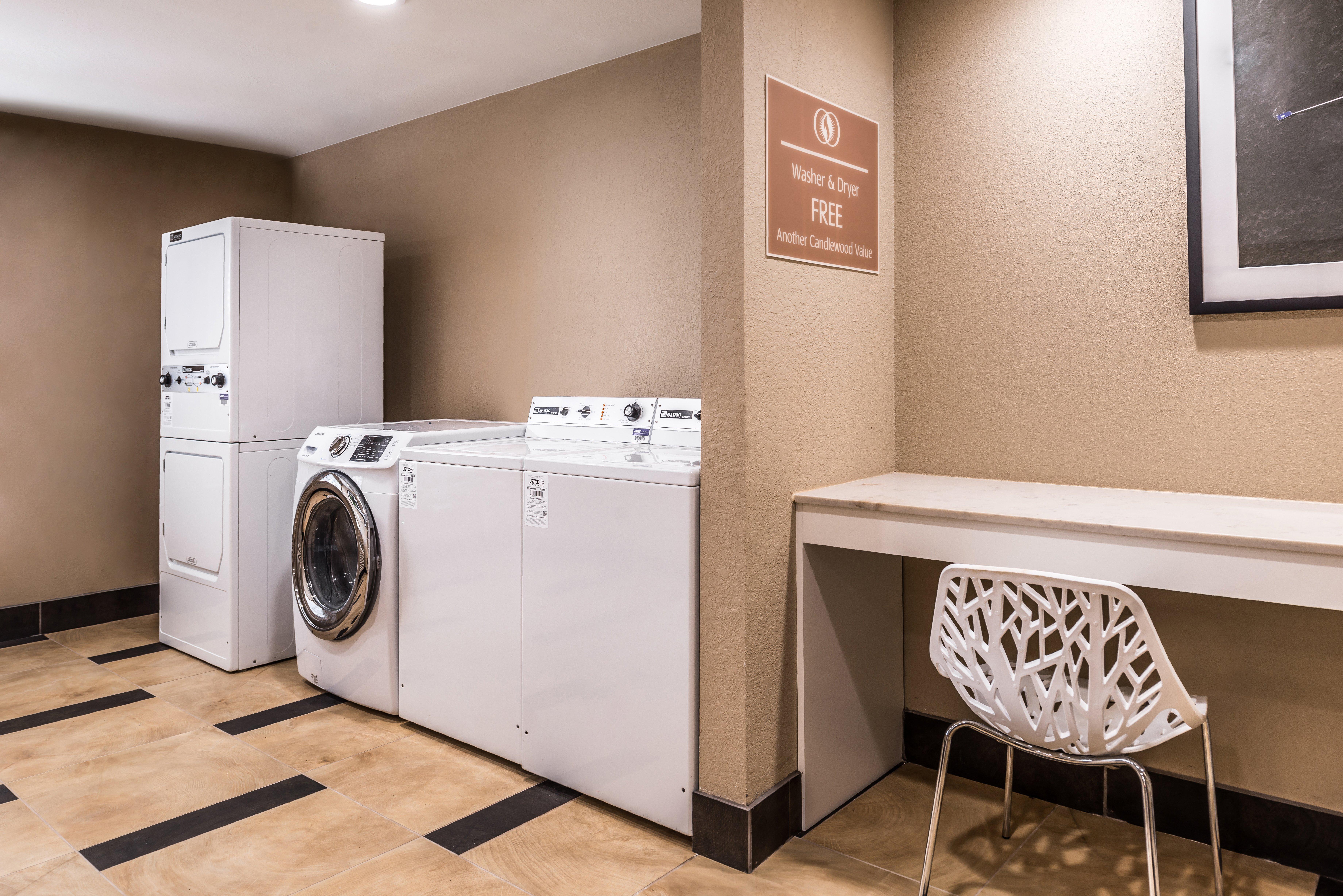 Candlewood Suites - Topeka West By Ihg מראה חיצוני תמונה