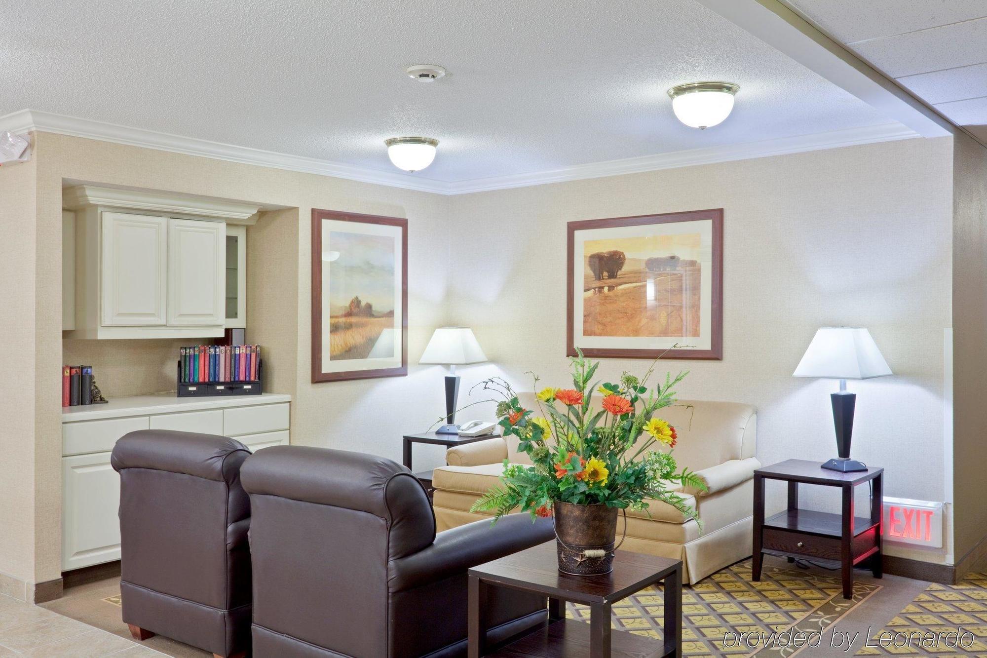 Candlewood Suites - Topeka West By Ihg מראה חיצוני תמונה