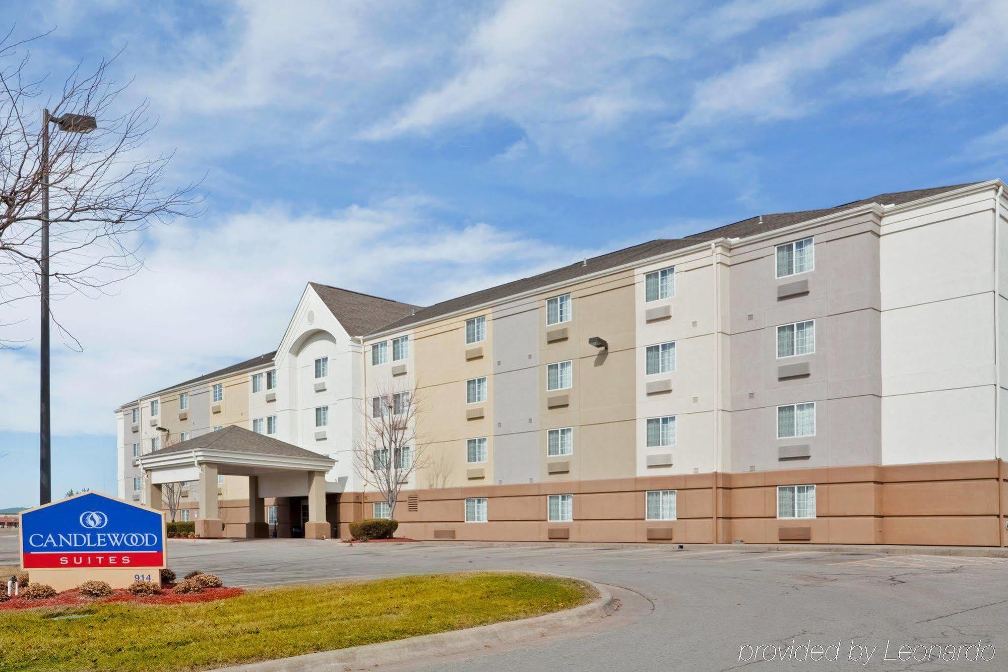 Candlewood Suites - Topeka West By Ihg מראה חיצוני תמונה