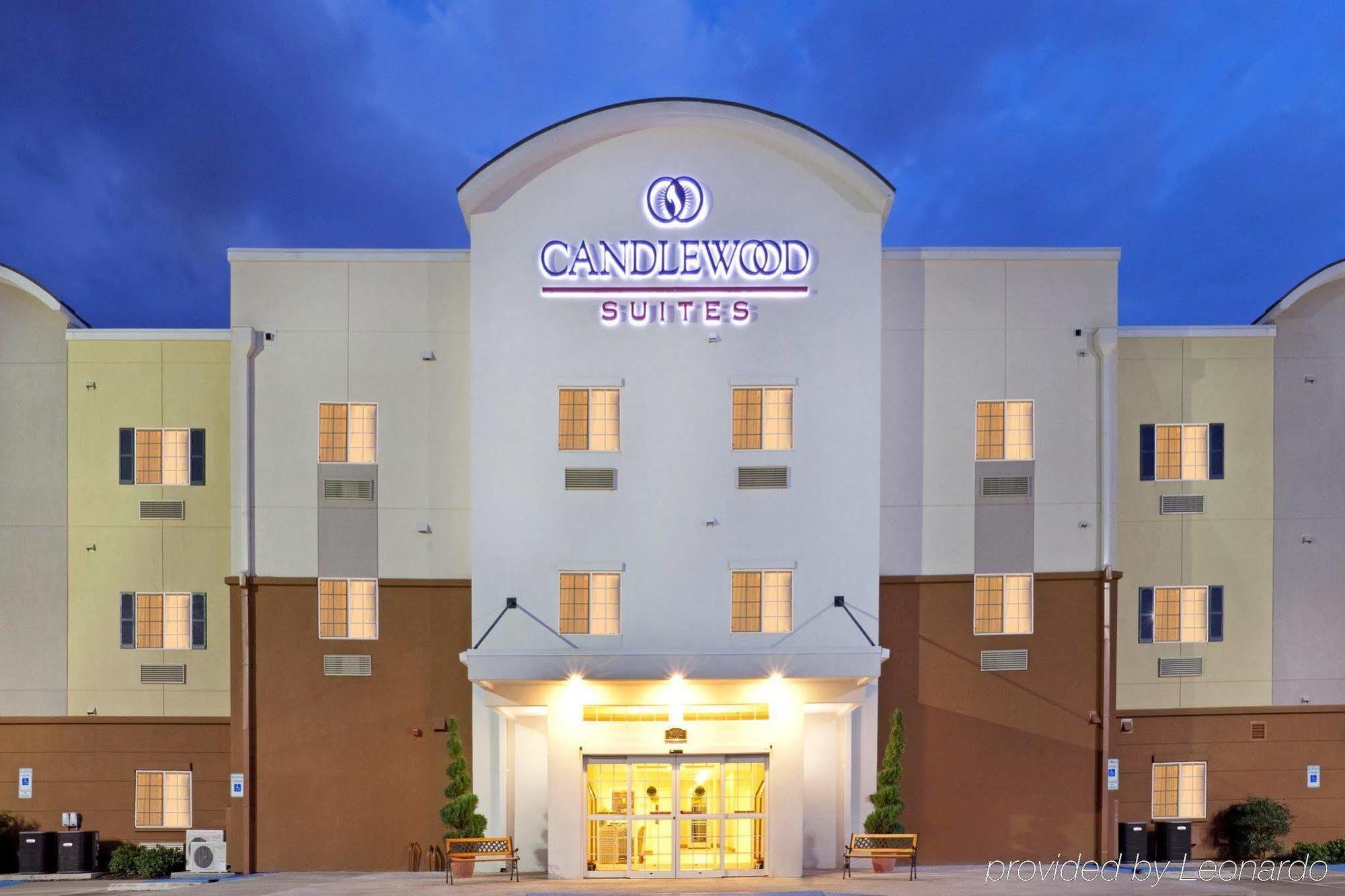 Candlewood Suites - Topeka West By Ihg מראה חיצוני תמונה