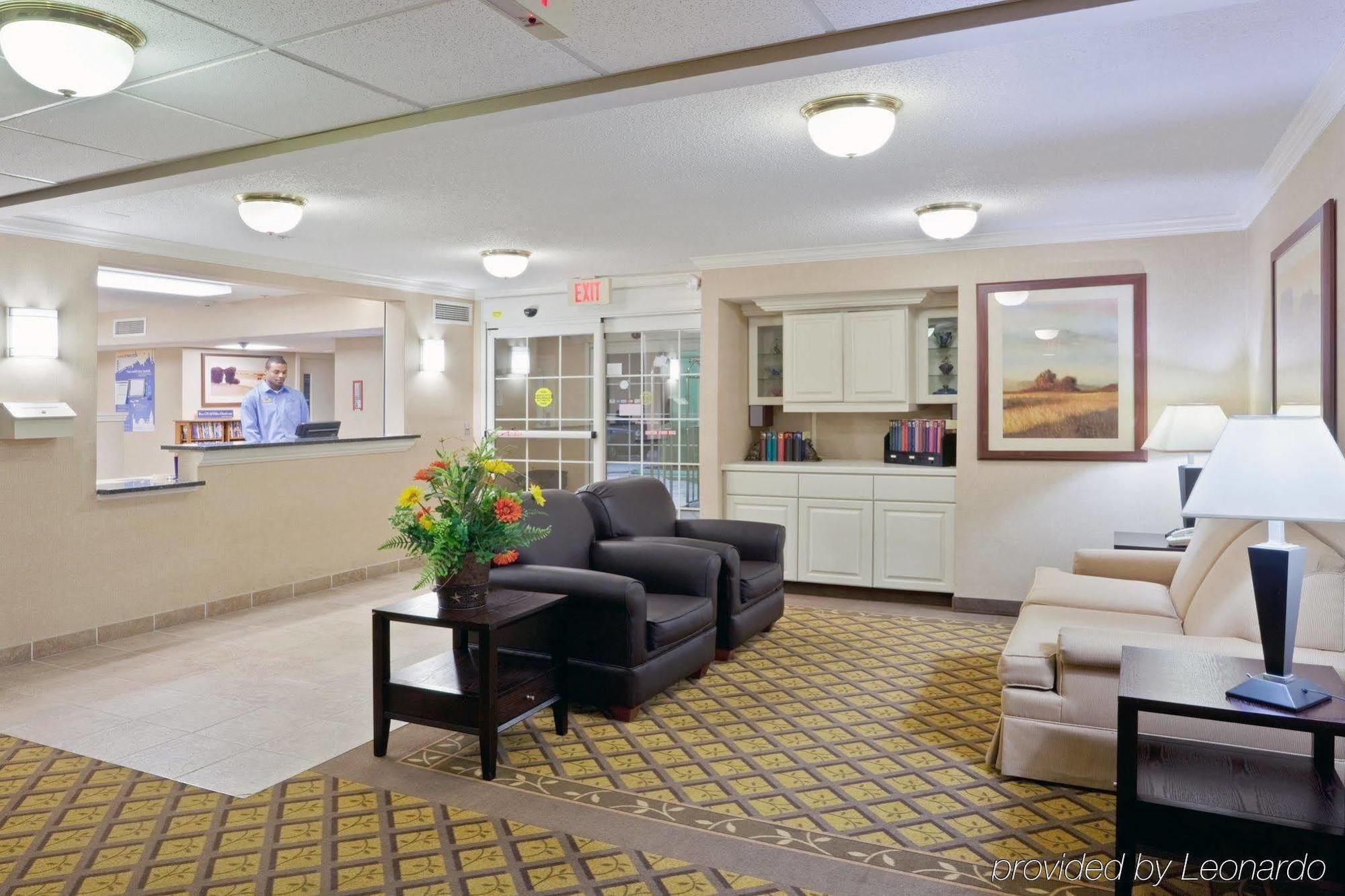 Candlewood Suites - Topeka West By Ihg מראה חיצוני תמונה