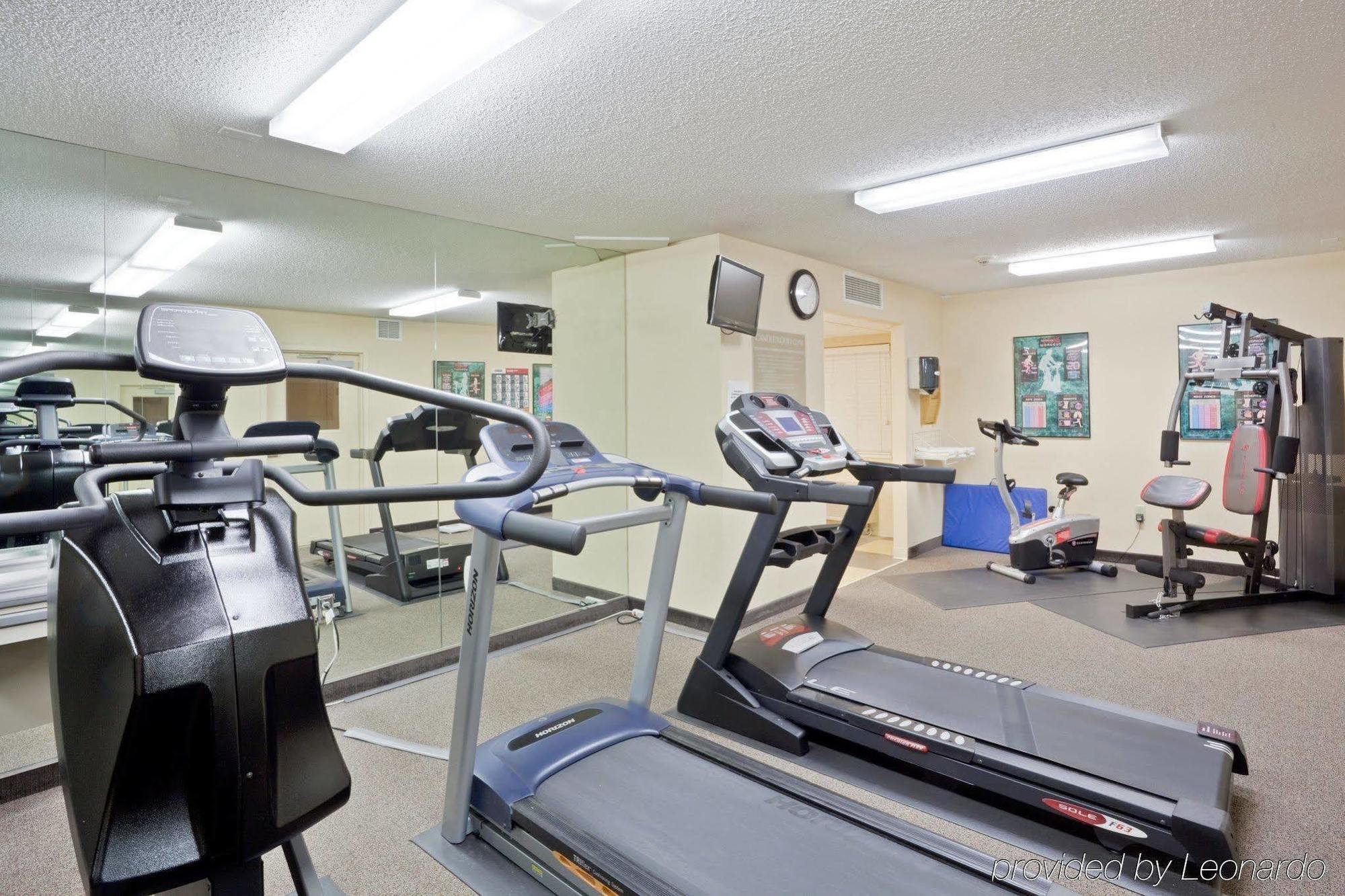 Candlewood Suites - Topeka West By Ihg מראה חיצוני תמונה